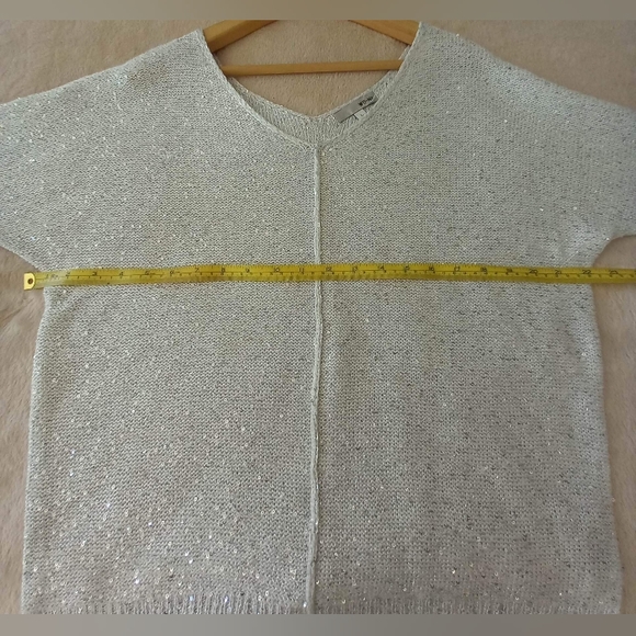 V-neck Sequenced Sweater - Picture 5 of 5